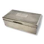AN EARLY 20TH CENTURY SILVER CIGARETTE RECTANGULAR CIGAR BOX With engine turned decoration and