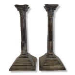A PAIR OF FINE EARLY 20TH CENTURY GEORGE V HALLMARKED SILVER CEREMONIAL SABBATH CANDLESTICKS