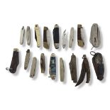 A COLLECTION OF EARLY 20TH CENTURY PENKNIVES To include two bosom knives and a leather cutters