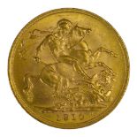 AN EDWARDIAN 22CT GOLD SOVEREIGN COIN, DATED 1910 With King Edward VII bust and George and Dragon to