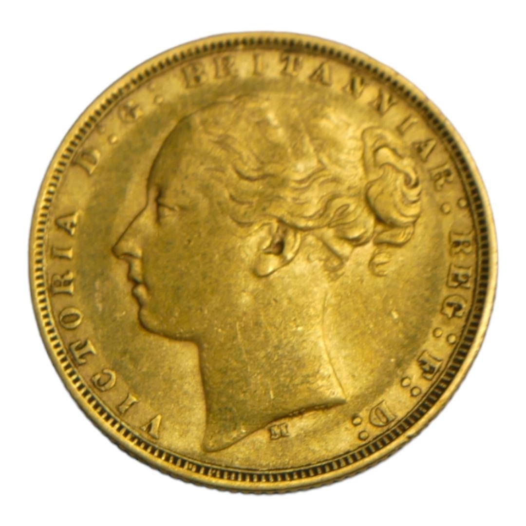 A VICTORIAN 22CT GOLD SOVEREIGN COIN, DATED 1875 With Young Queen Victorian bust and George and - Image 3 of 3