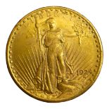 AN EARLY 20TH CENTURY AMERICAN 22CT GOLD TWENTY DOLLAR COIN, DATED 1924 With St. Gaudens figure