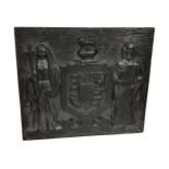 A LATE 18TH/EARLY 19TH CENTURY BRITISH CARVED OAK PLAQUE SHOWING ROYAL COAT OF ARMS WITHIN SHIELD