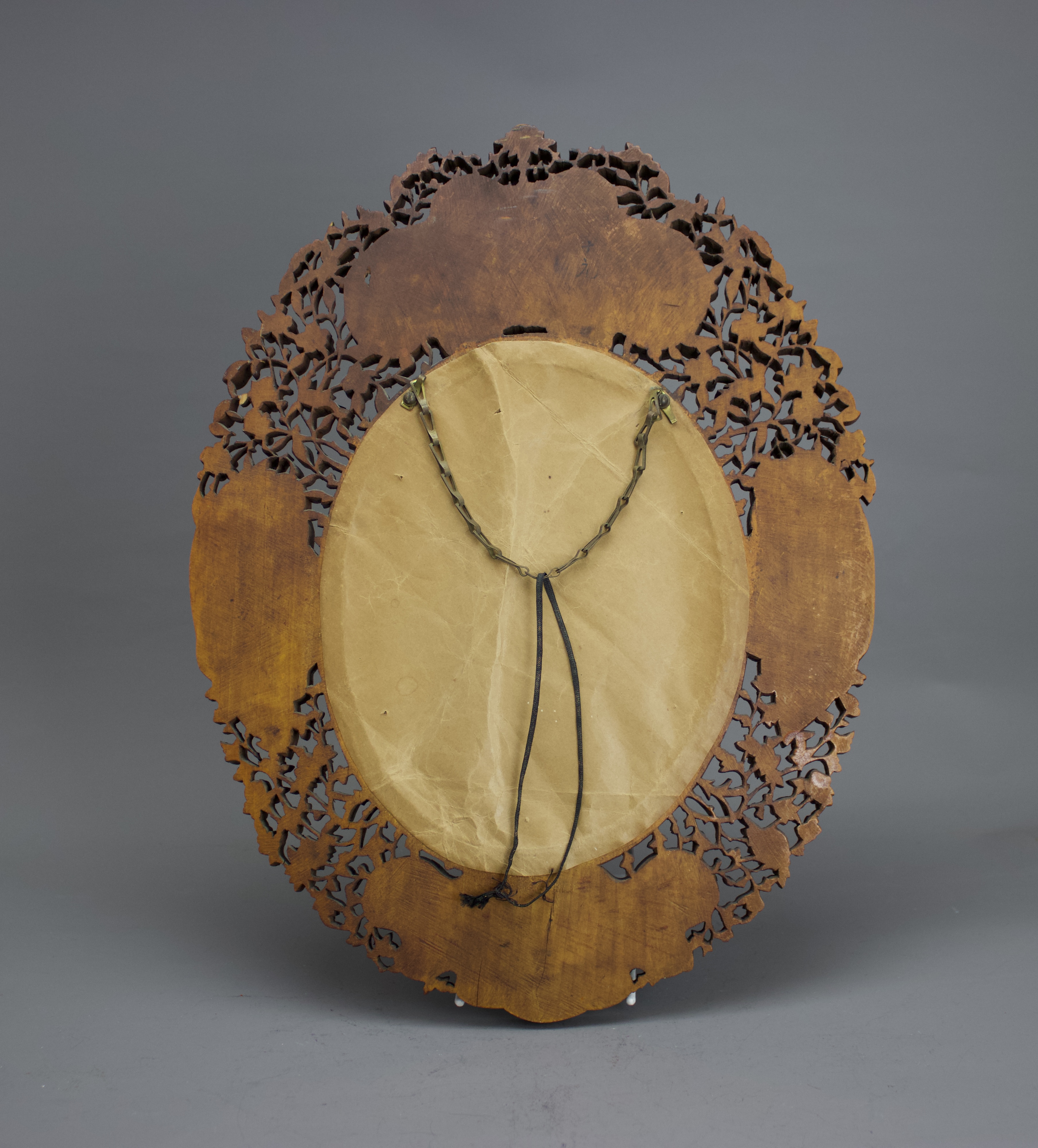 A carved fruitwood Mirror Frame, 19th century H: 38cm of shaped oval form, well carved with four - Bild 4 aus 5