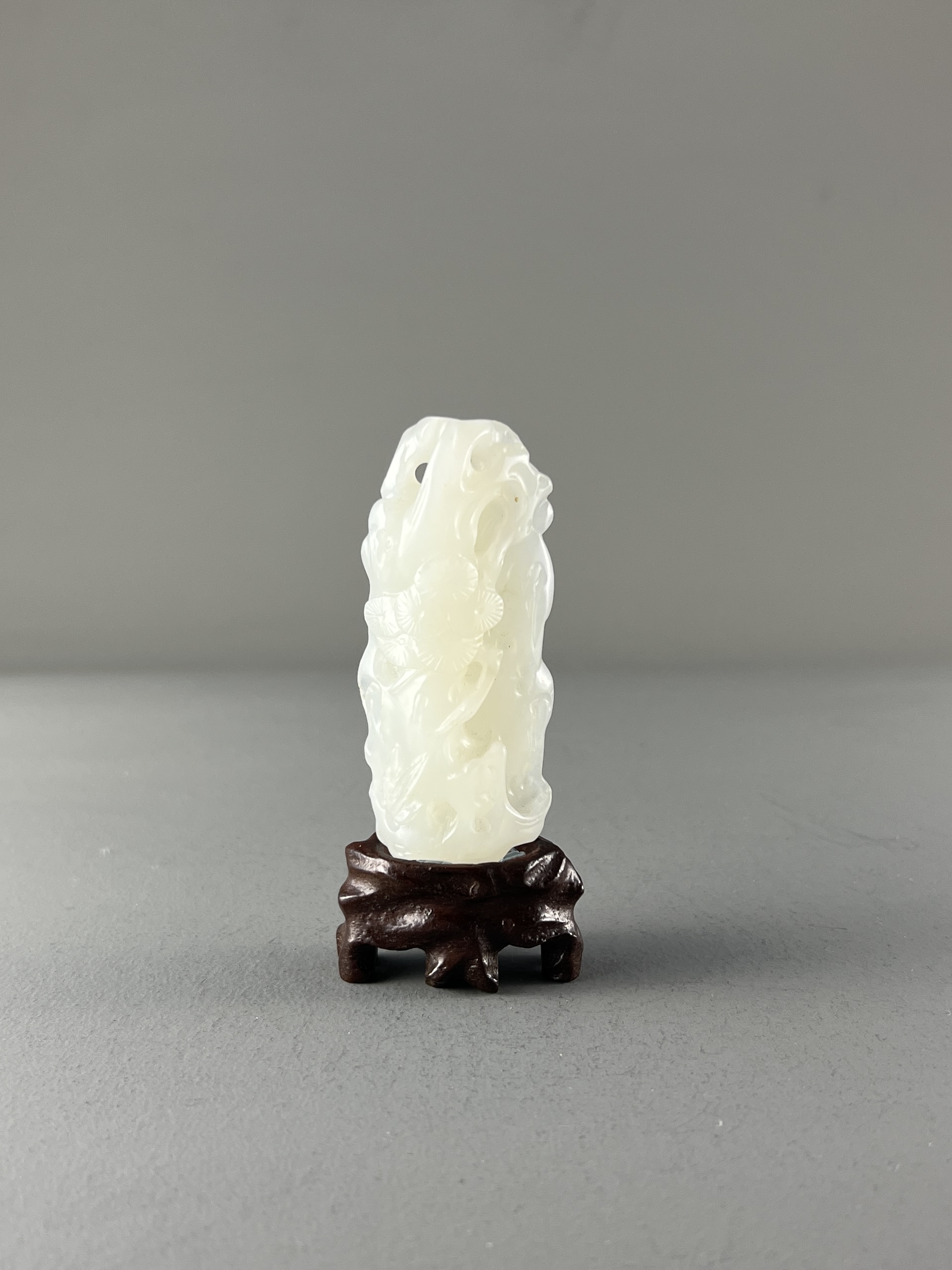 A White Jade 'Ancient Pine' Pendant, Qianlong H:6.5cm finely carved in high and pierced relief ,with - Image 2 of 9