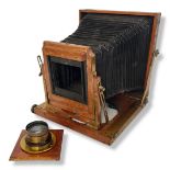 UNKNOWN MAKER HALF PLATE WOODEN CAMERA. With Aldis No.16 lens F4.5 5.75? focus. GG intact, no DDS,