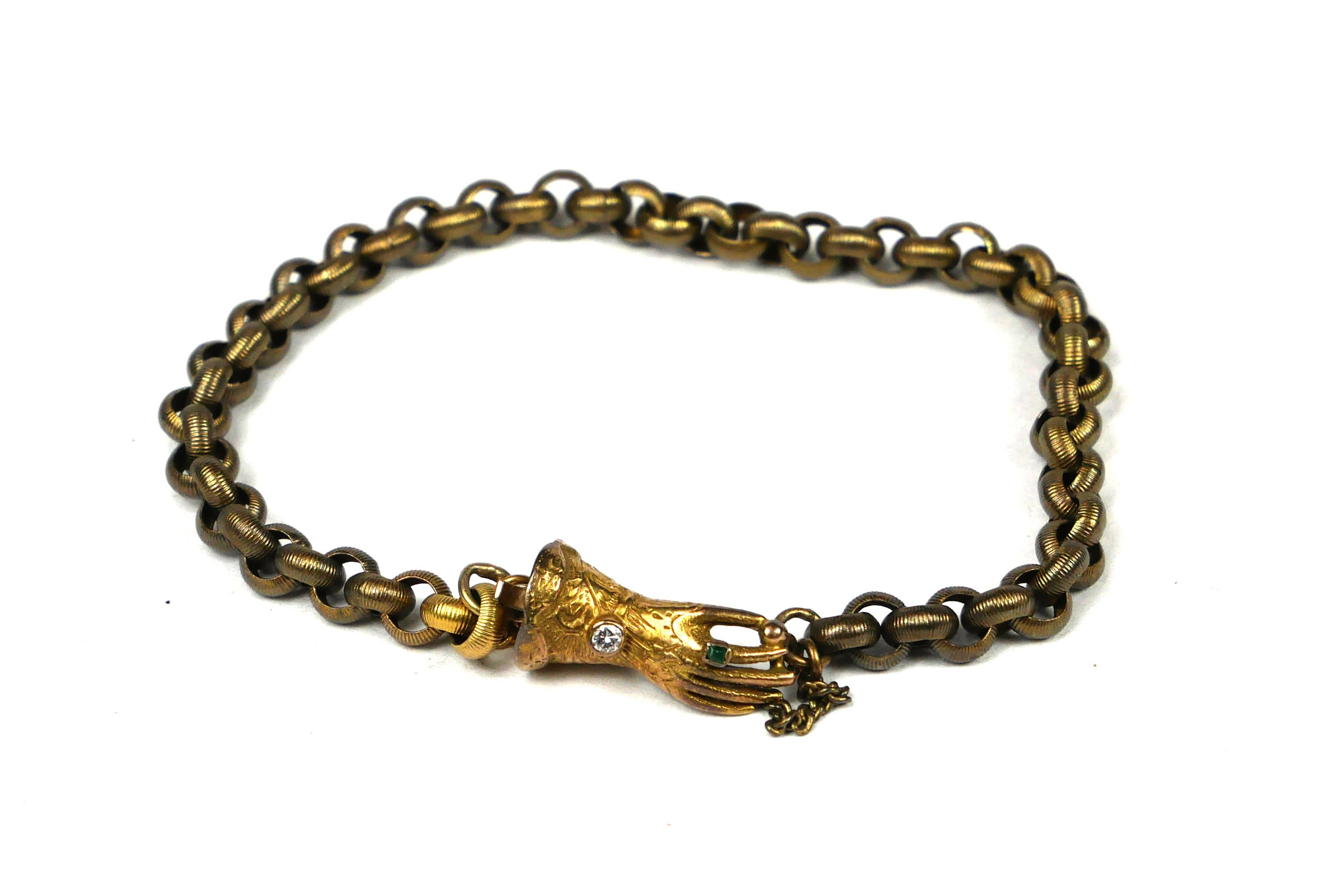 A LATE 18TH CENTURY GEORGIAN YELLOW METAL BRACELET Having a diamond and emerald hand clasp. (11cm, - Image 3 of 3