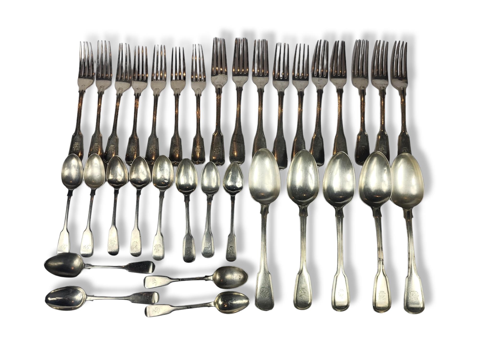 A LARGE COLLECTION OF GEORGE III AND LATER SILVER CUTLERY ALL HAVING FIDDLE AND THREAD PATTERN