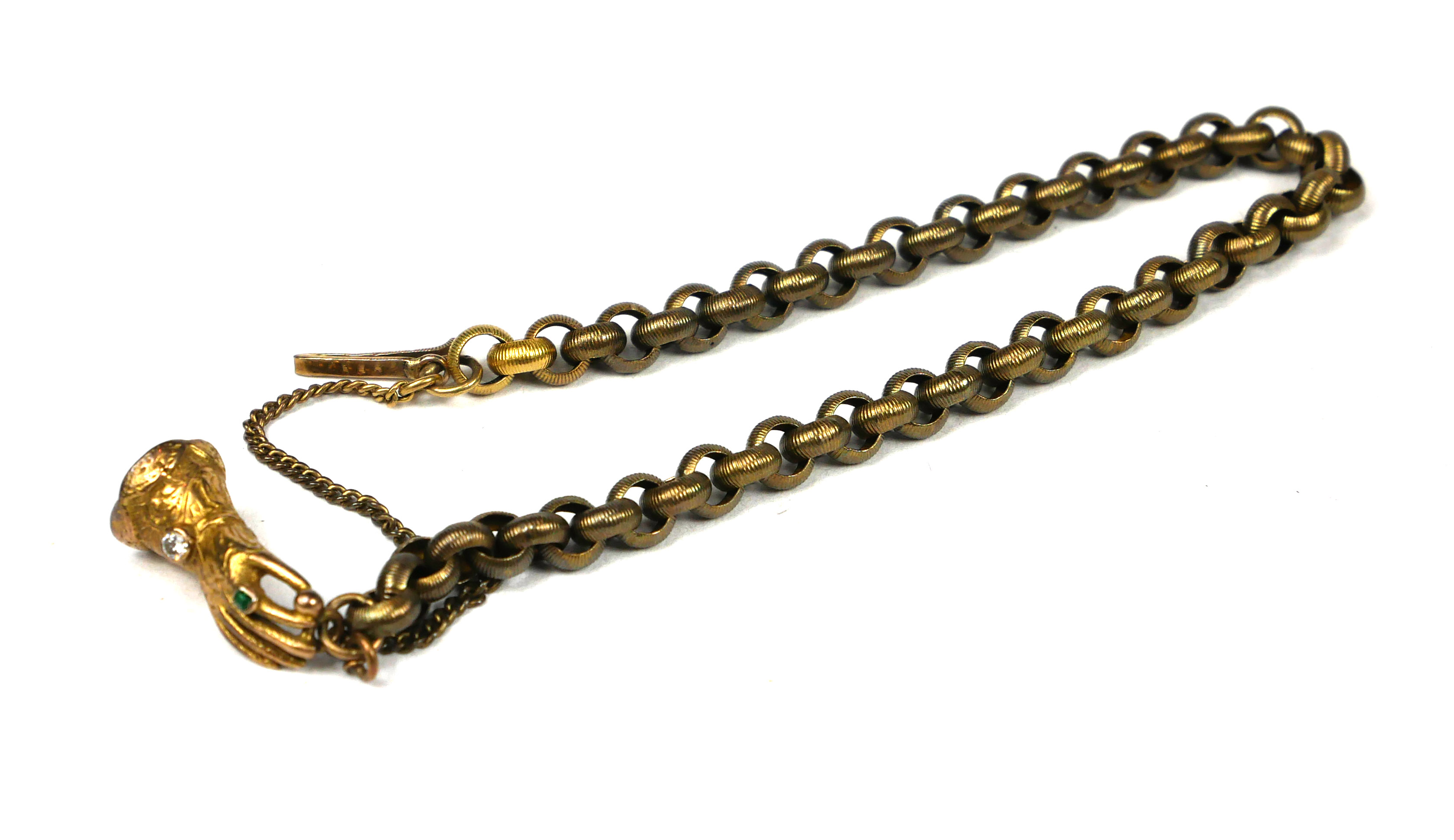 A LATE 18TH CENTURY GEORGIAN YELLOW METAL BRACELET Having a diamond and emerald hand clasp. (11cm,