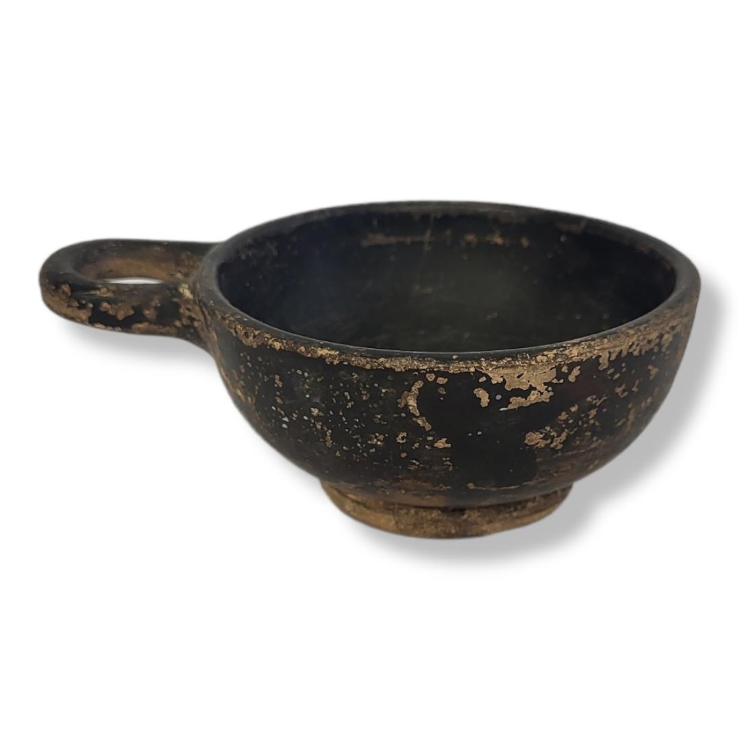 ANTIQUITIES INTEREST, AN ANCIENT GREEK BLACK TERRACOTTA â€˜KYATHOSâ€™ WINE CUP, CIRCA 200 - 400BC - Image 6 of 6