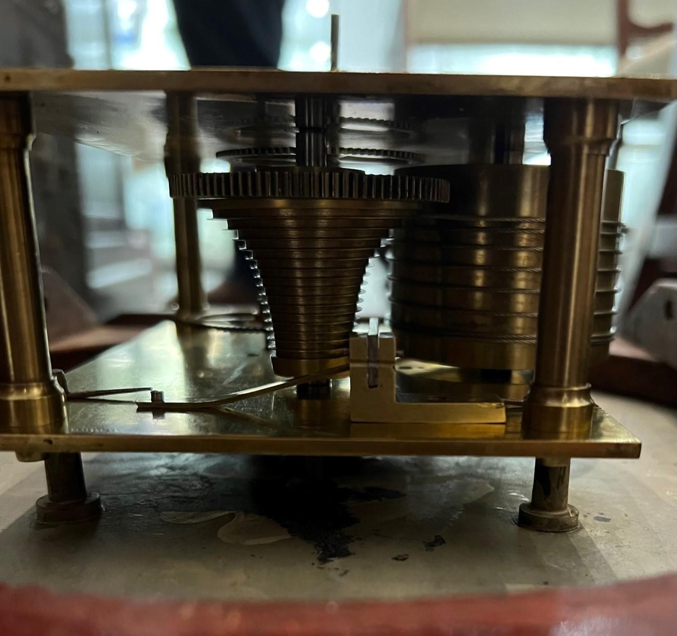 A 19TH CENTURY MAHOGANY SINGLE FUSÉE CIRCULAR WALL CLOCK WITH PENDULUM AND KEY. (dial 30cm, - Image 2 of 7