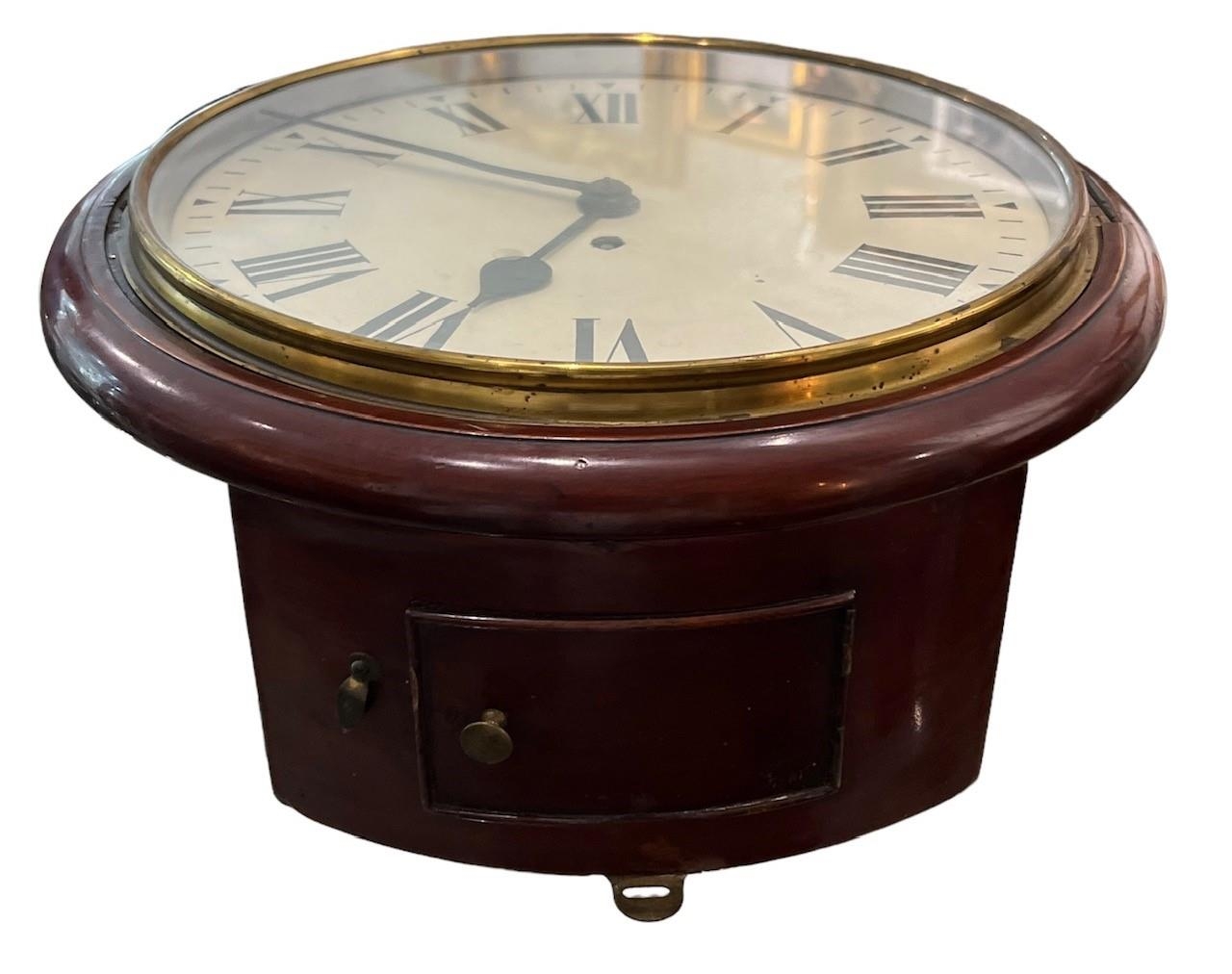 A 19TH CENTURY MAHOGANY SINGLE FUSÉE CIRCULAR WALL CLOCK WITH PENDULUM AND KEY. (dial 30cm, - Image 6 of 7