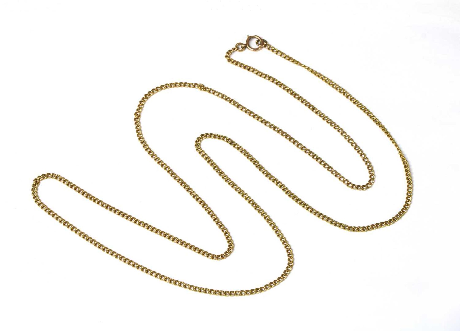 A gold curb link chain, - Bild 2 aus 2