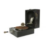 Portable Gramophone x1 Decca,