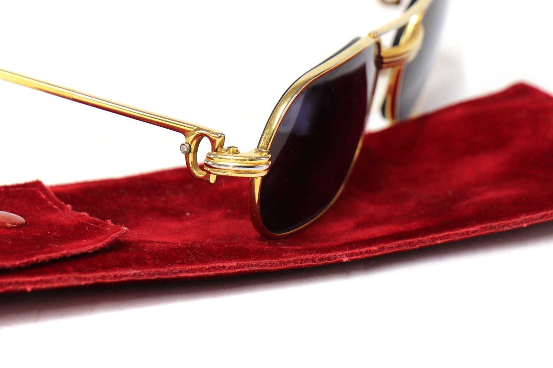 A pair of gold-plated Must be Cartier ‘Louis Cartier’ prescription sunglasses, - Bild 5 aus 5