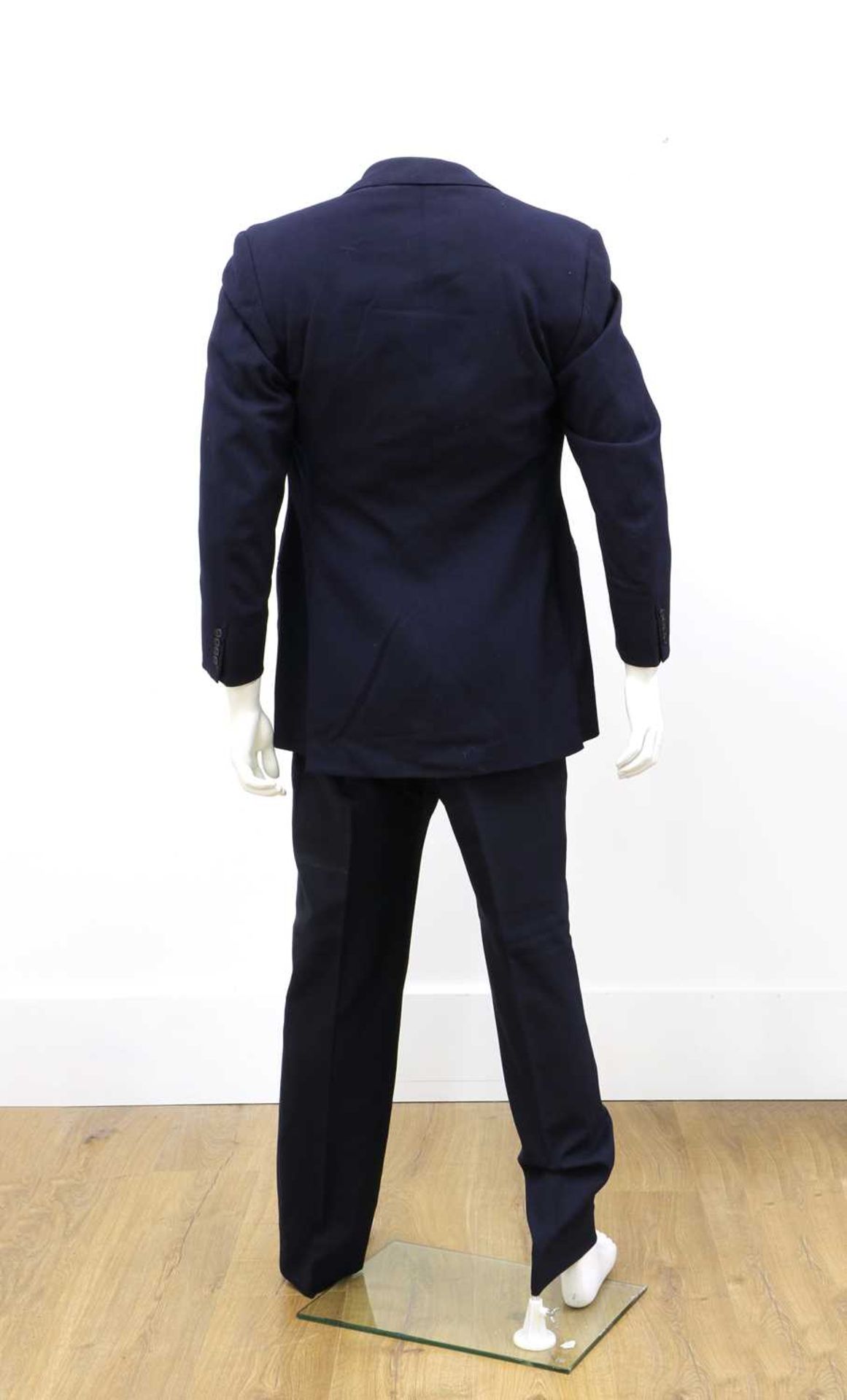 Four suits by Stovel & Mason Ltd., - Bild 3 aus 37