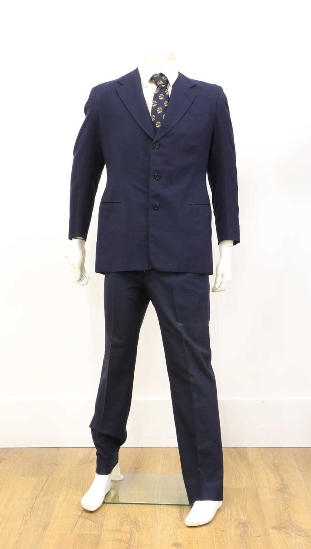 Four suits by Stovel & Mason Ltd., - Bild 2 aus 37