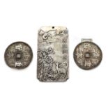 A Chinese two-part silver belt buckle,