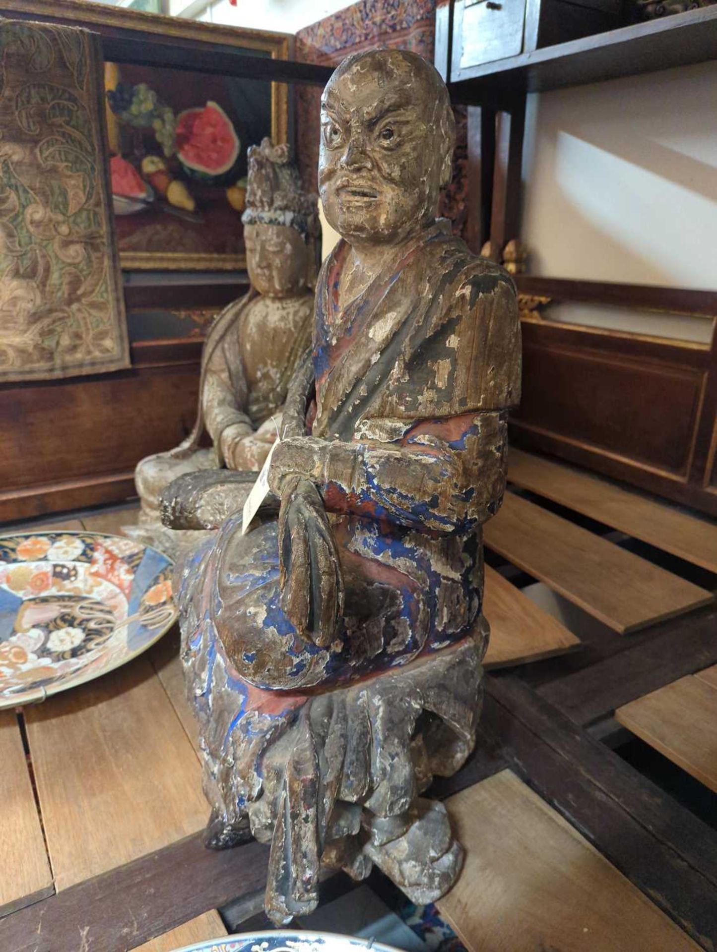 A carved wooden and polychrome-decorated Luohan, - Bild 7 aus 8