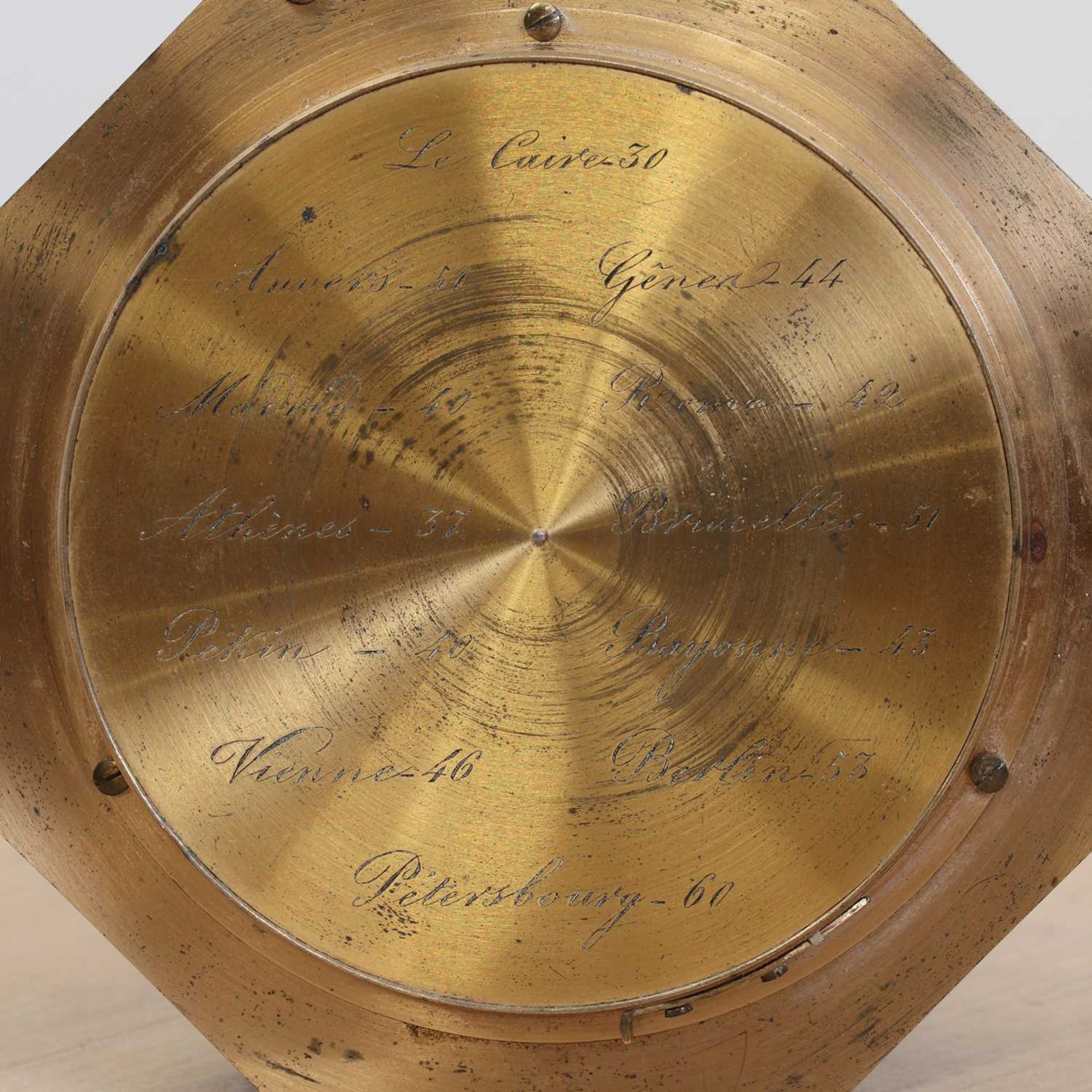 A brass and silvered equinoctial dial compass, - Bild 4 aus 7