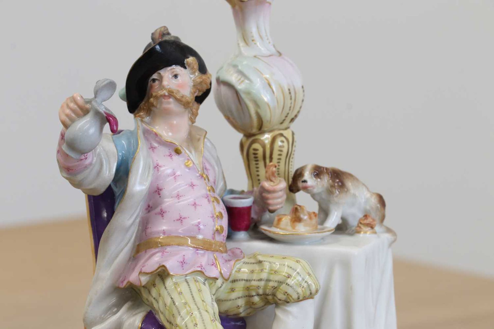 A Meissen porcelain figure group, - Image 5 of 7