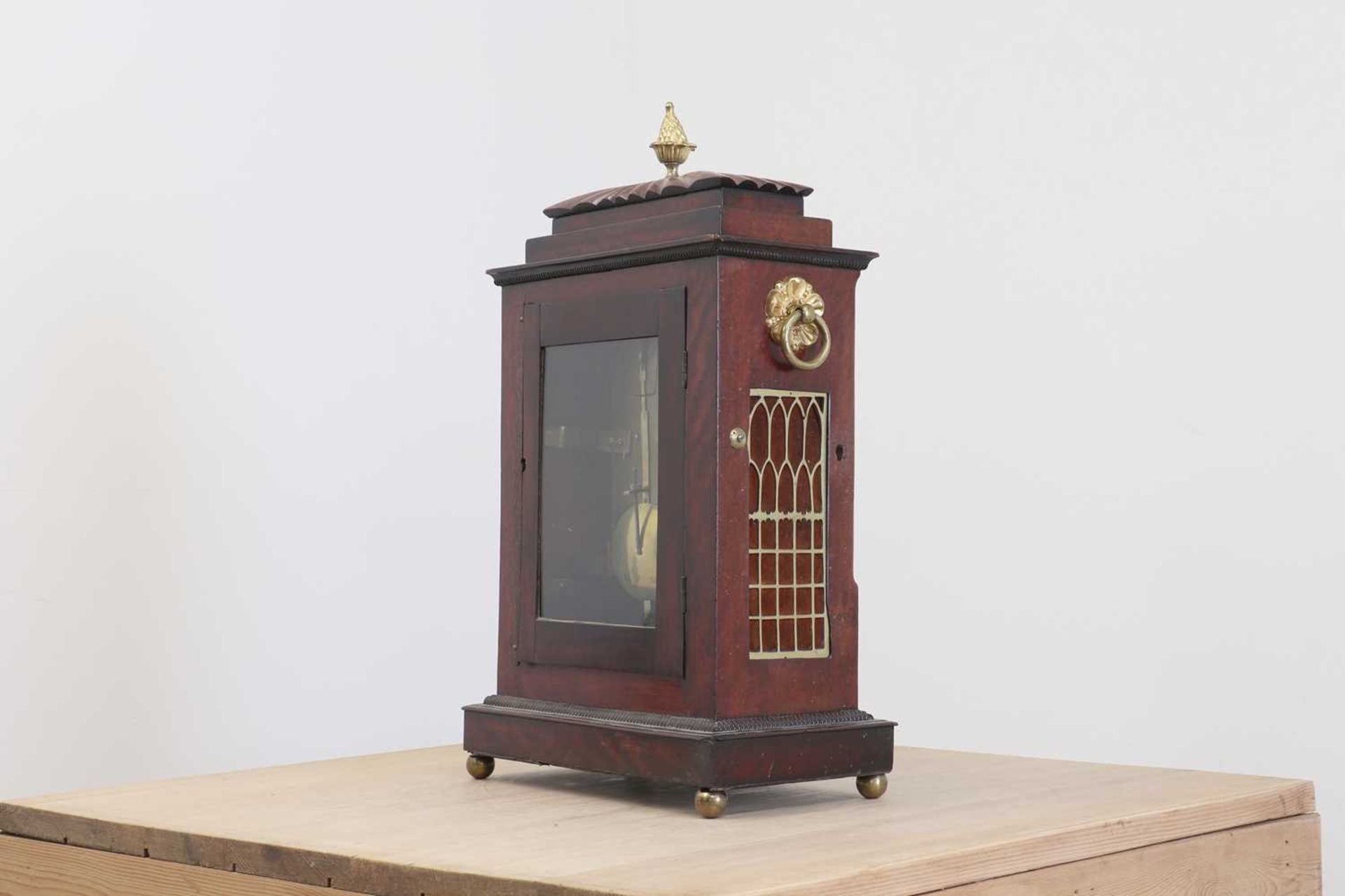 A Regency mahogany bracket clock, - Bild 4 aus 4