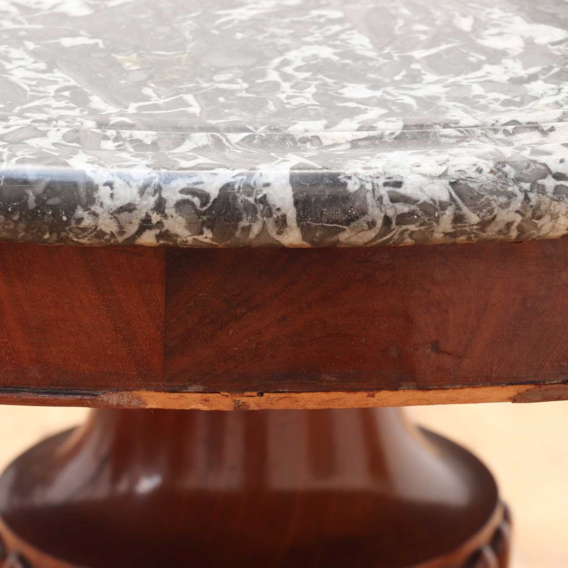 A marble-topped mahogany guéridon, - Bild 5 aus 7