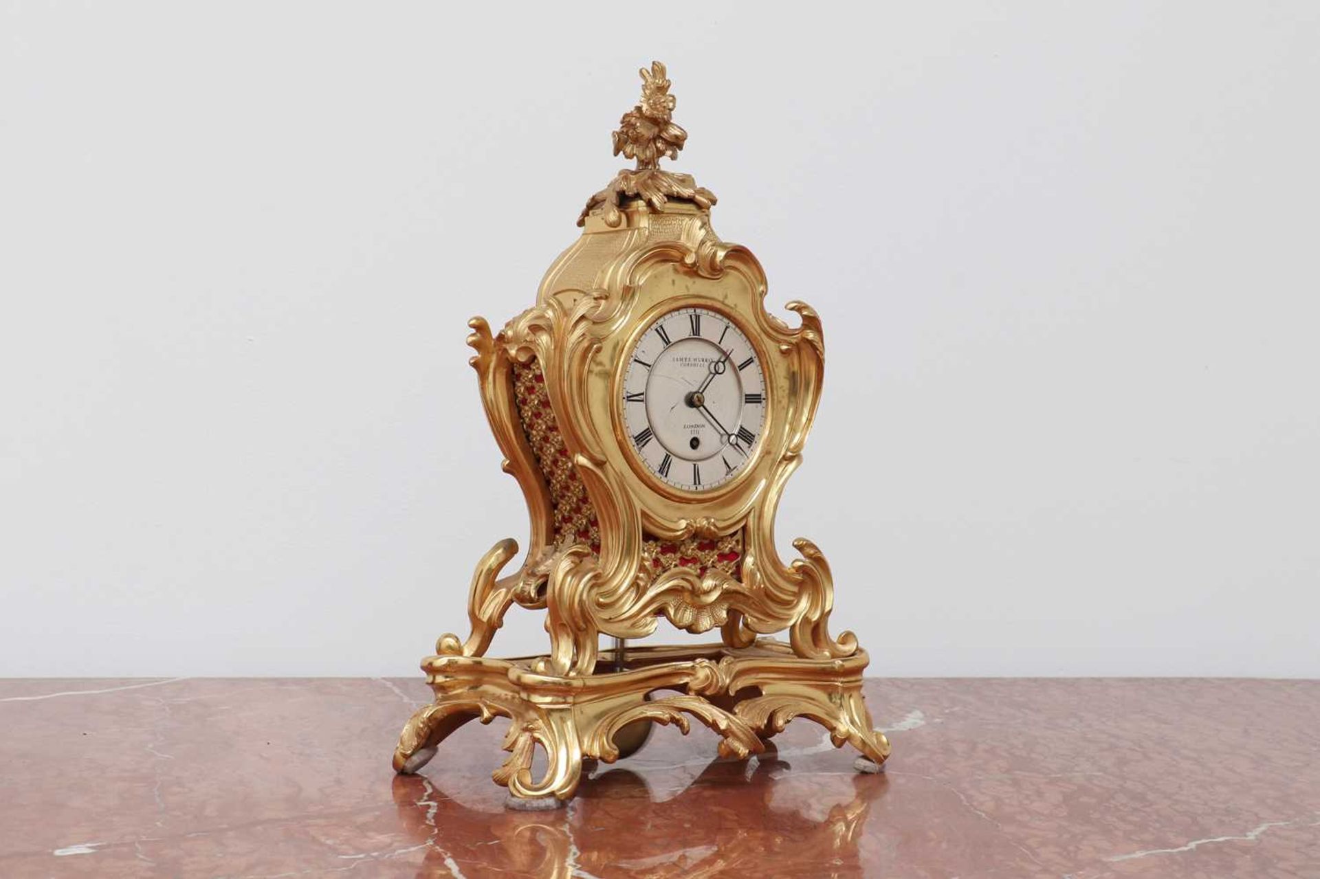 An ormolu-cased timepiece, - Bild 2 aus 5