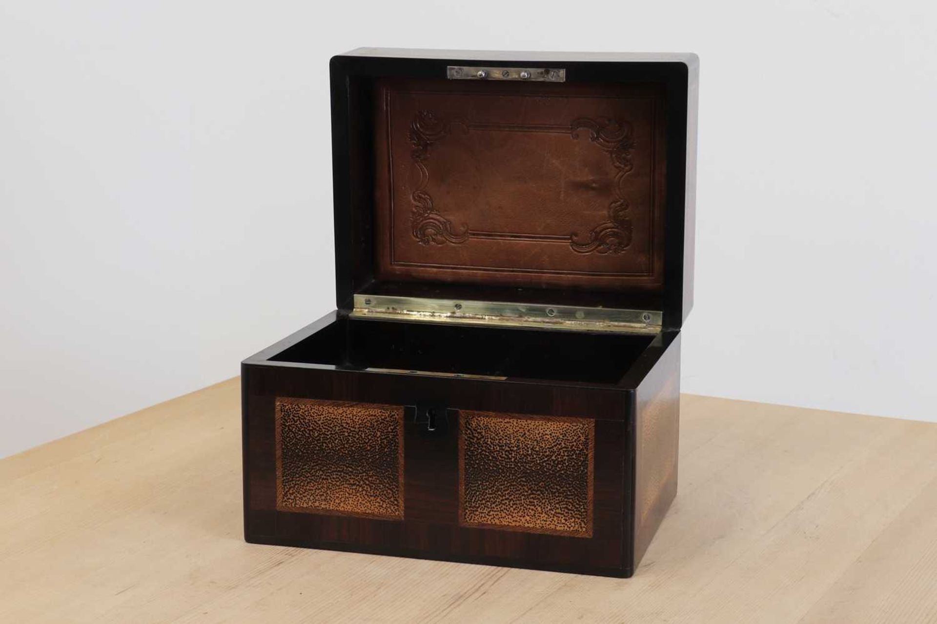 An ebonised and palmwood veneered box, - Image 5 of 6