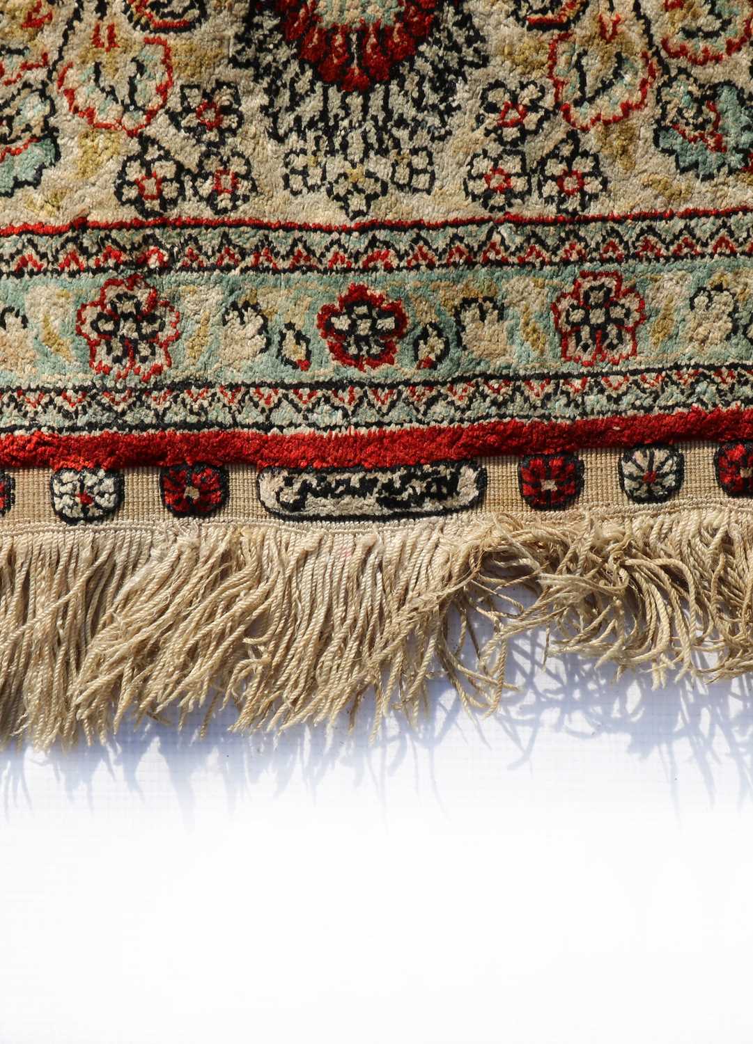 A silk Hereke rug, - Image 4 of 5