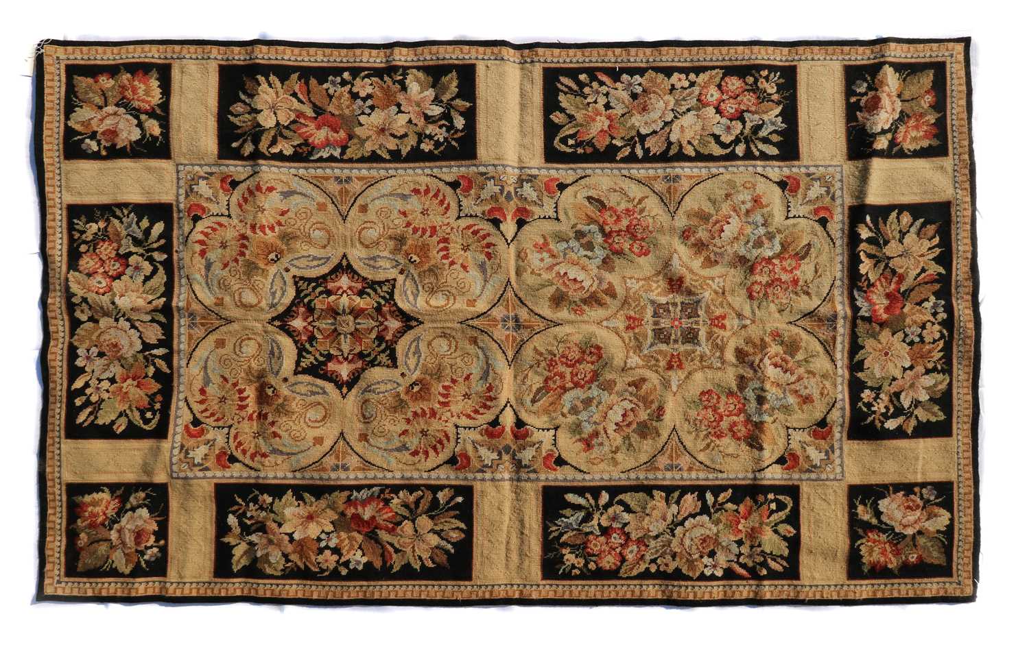 An Aubusson rug - Image 2 of 3