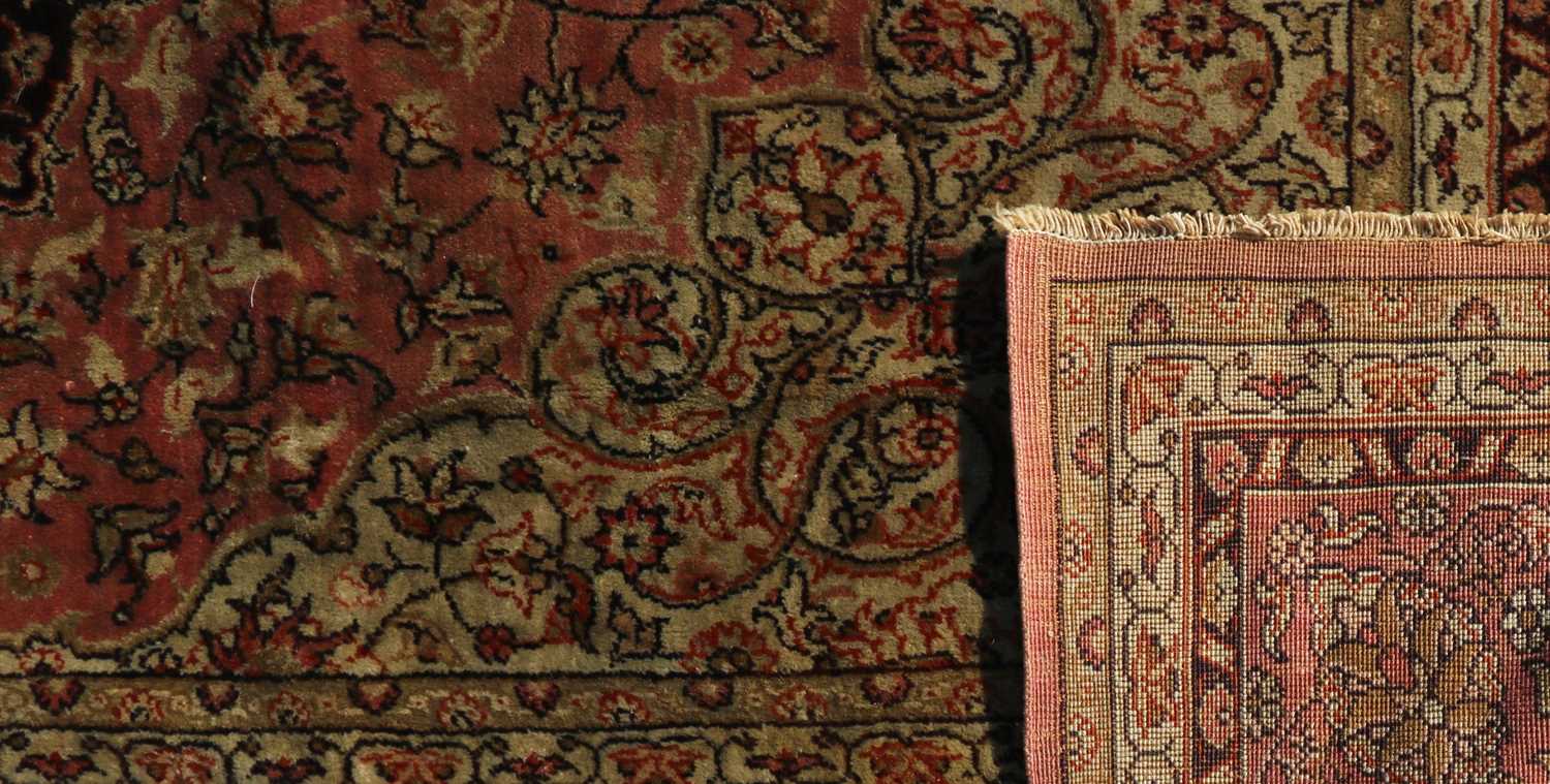 A Tabriz Hadji Jalili rug, - Image 2 of 3