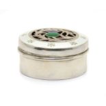 An Edwardian silver trinket box,