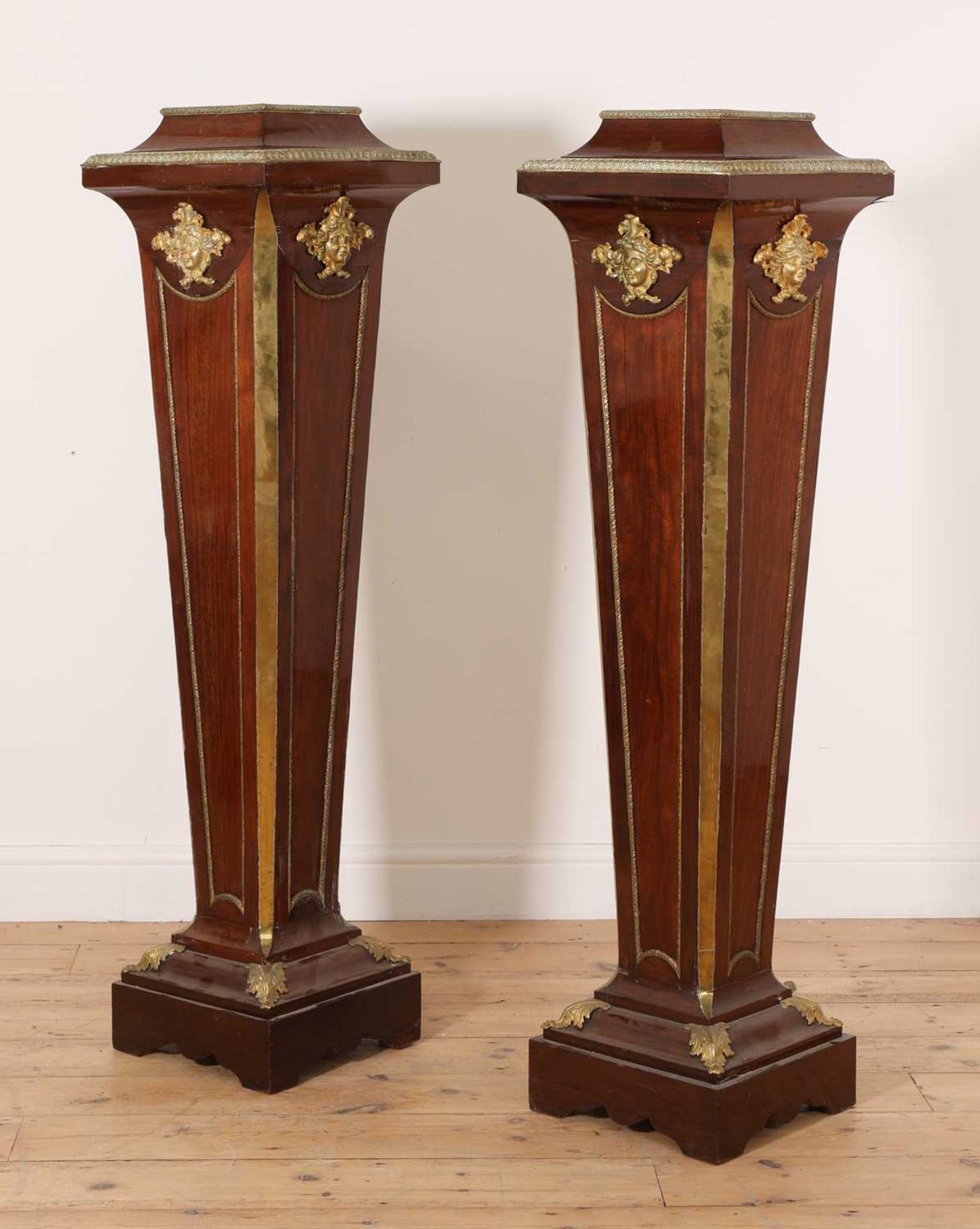A pair of mahogany pedestals, - Image 2 of 5