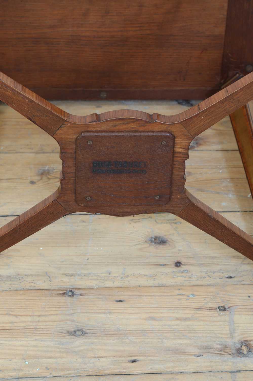 A fine marquetry, lacquered and inlaid table, - Image 6 of 7