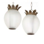 A pair of hanging lights,