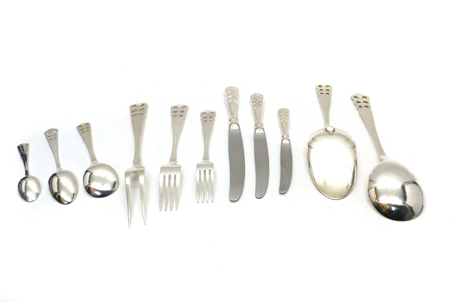 A collection of David Andersen 'Norrøna' pattern silverplated flatware, - Image 2 of 6