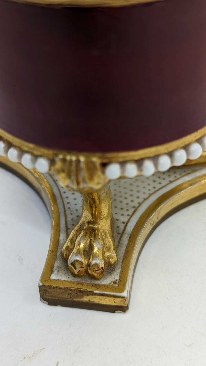 A Royal Worcester Flight Barr and Barr porcelain vase, - Bild 8 aus 10