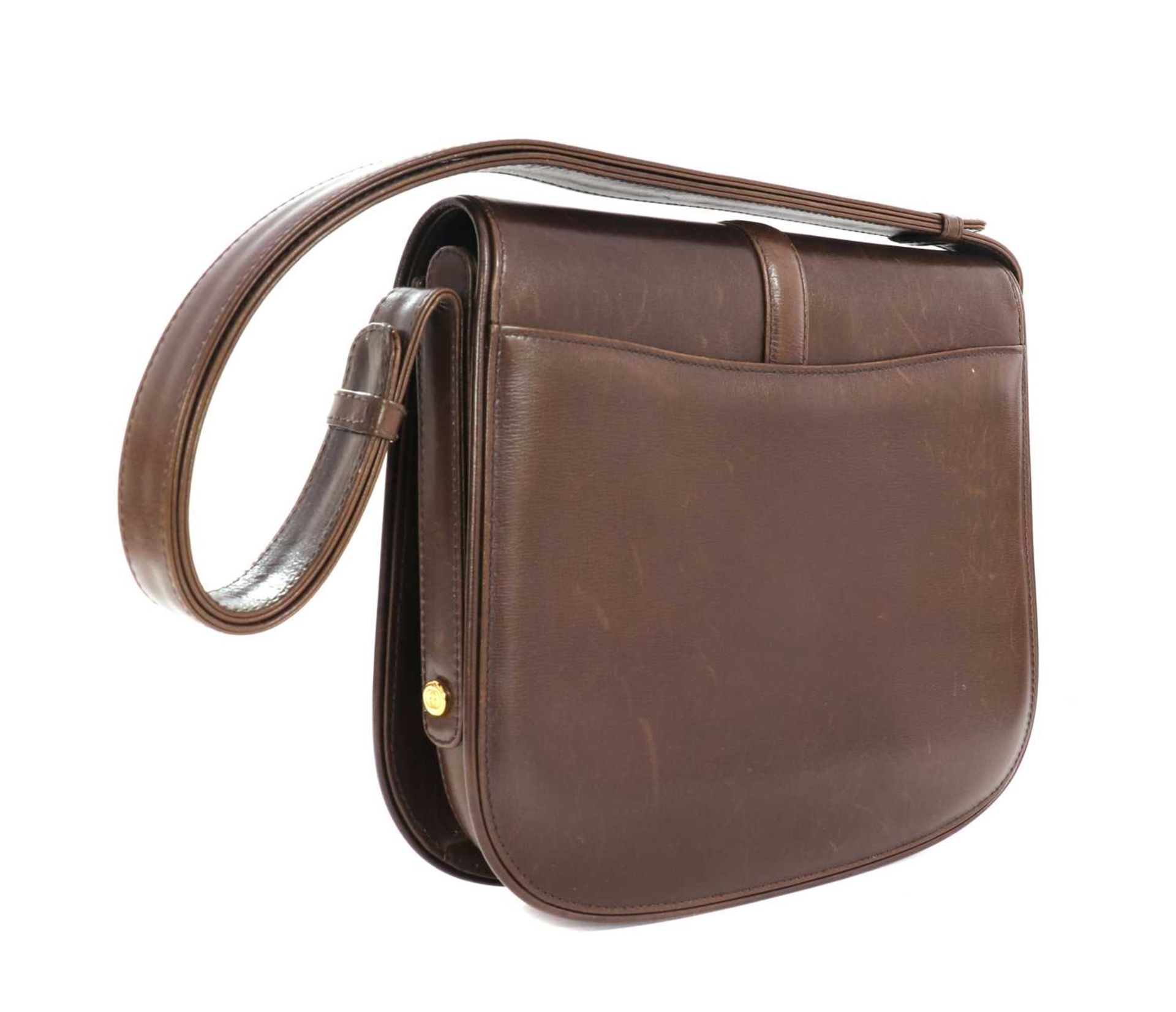 A vintage Gucci brown leather shoulder bag, - Bild 3 aus 18