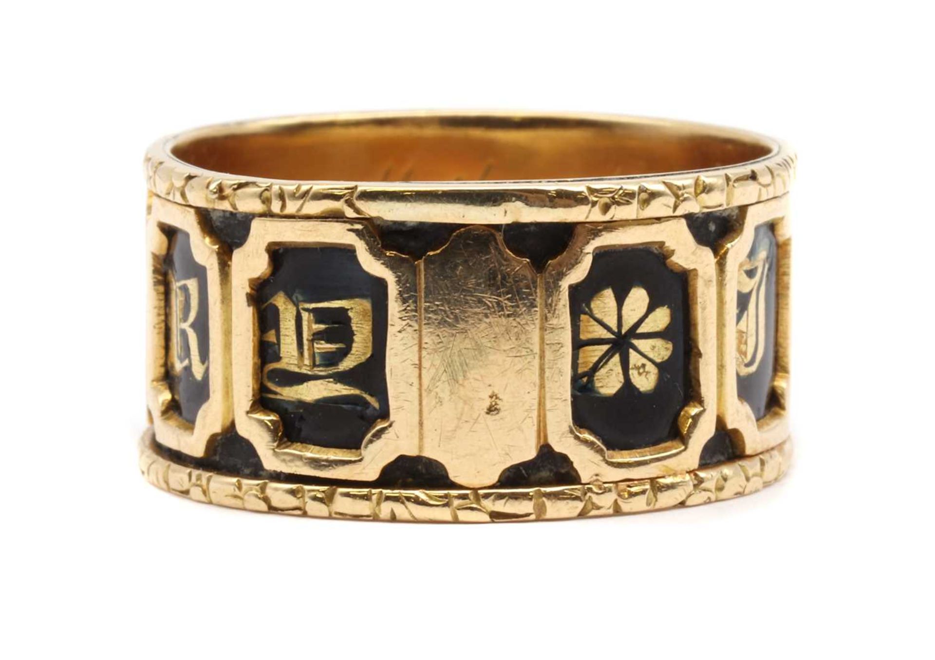 A gold enamel memorial ring, - Bild 2 aus 2