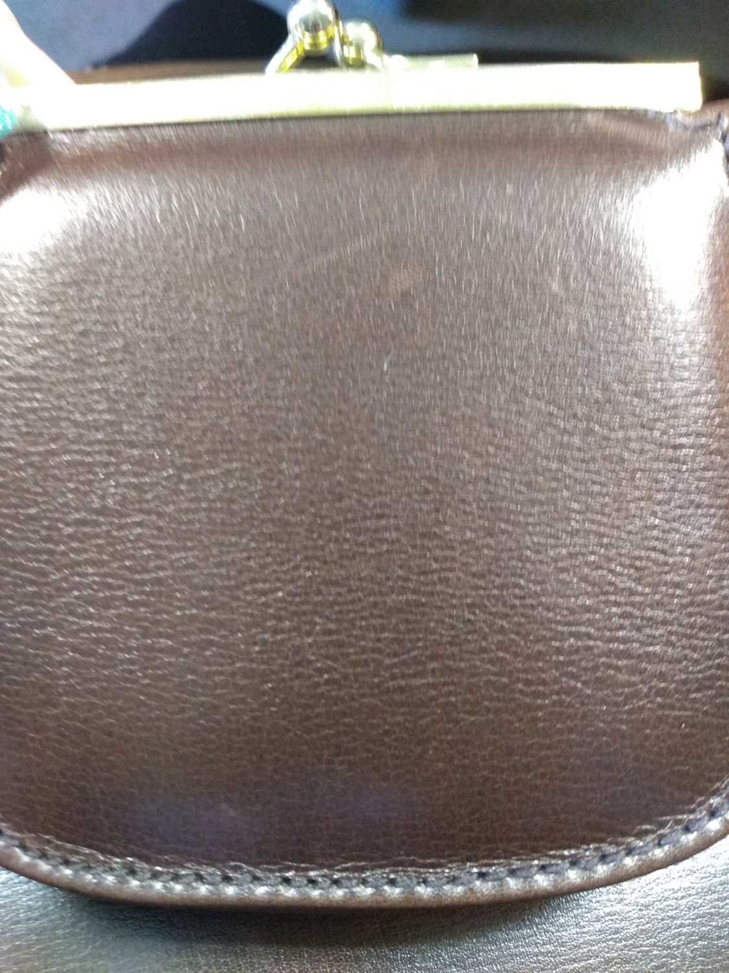 A vintage Gucci brown leather shoulder bag, - Bild 14 aus 18
