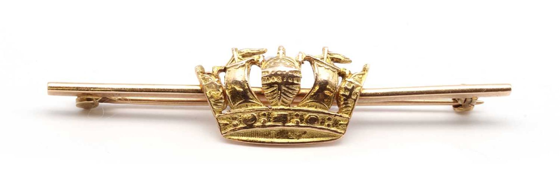 A gold Naval crown sweetheart brooch,