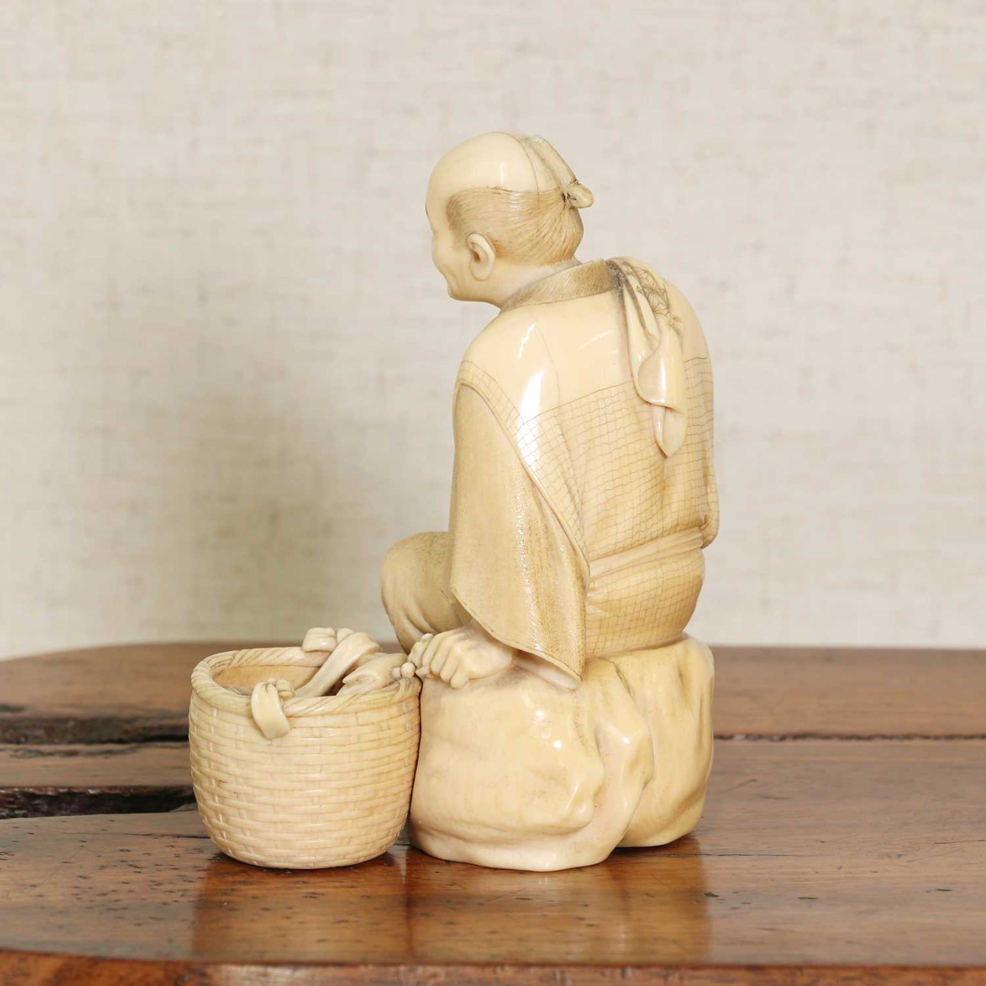 A Japanese ivory okimono, - Image 3 of 5