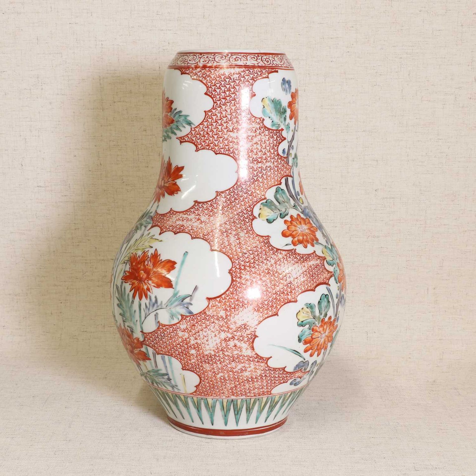 A Japanese Ko-Kutani style vase, - Image 2 of 5