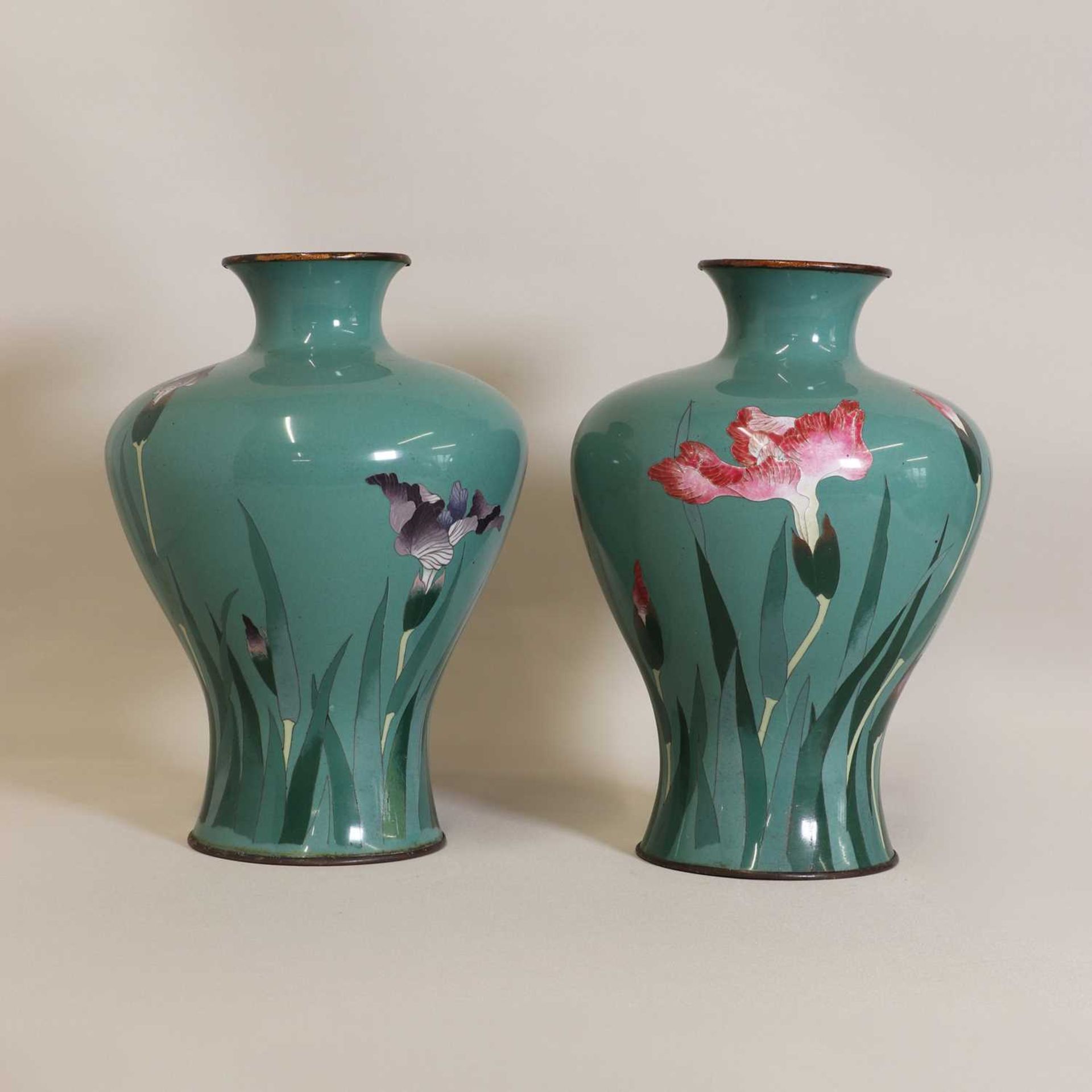 A pair of Japanese cloisonné vases, - Image 2 of 5