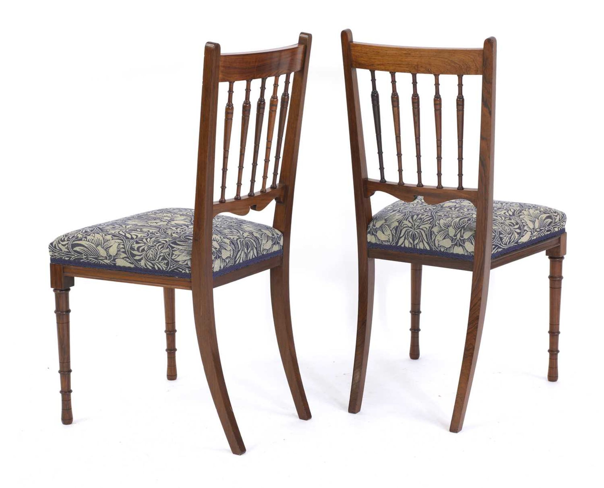 A fine pair of rosewood side chairs, - Bild 2 aus 4