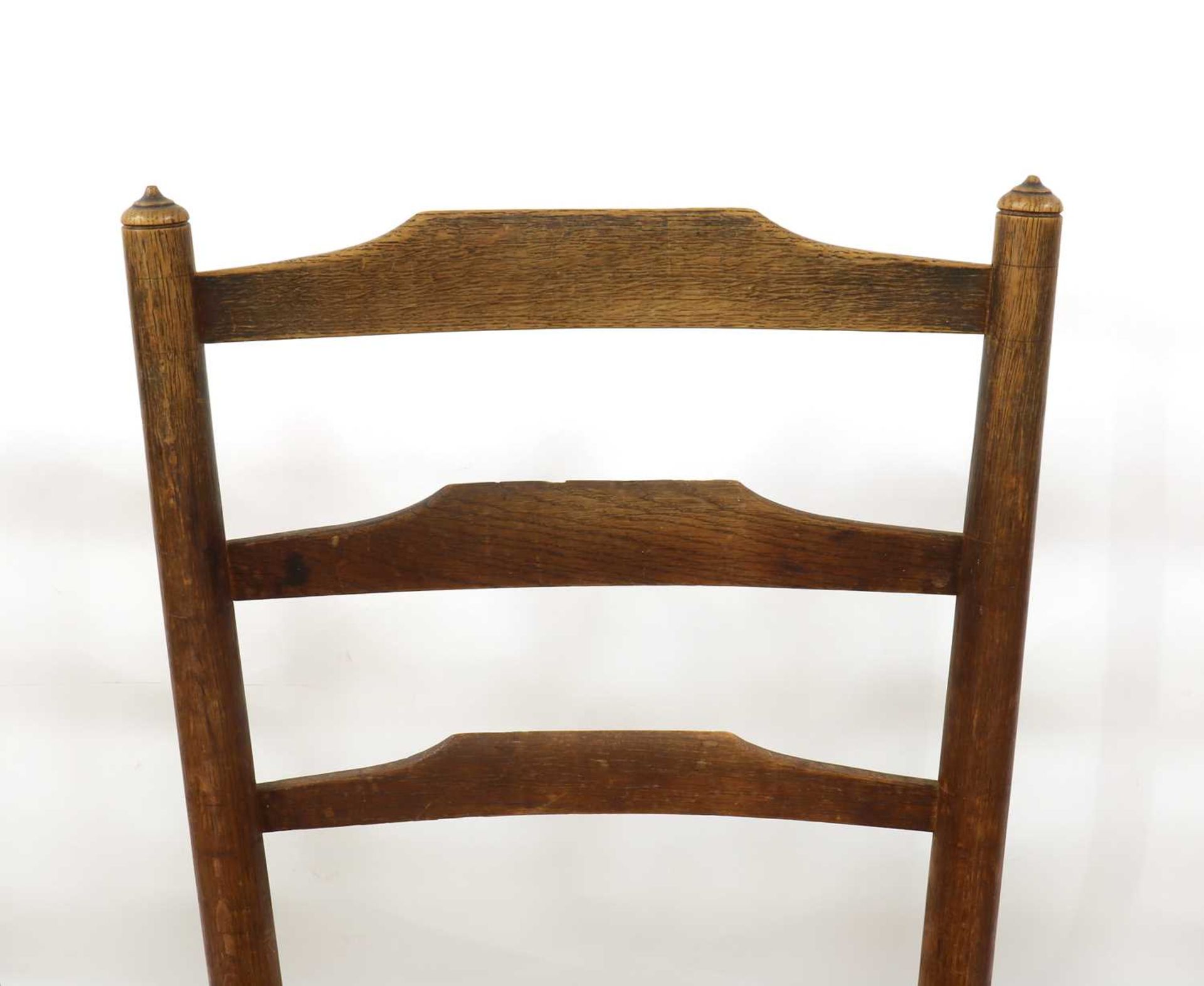 A matched set of eight Arts and Crafts 'Gimson' oak and ash ladder back chairs, - Bild 7 aus 9