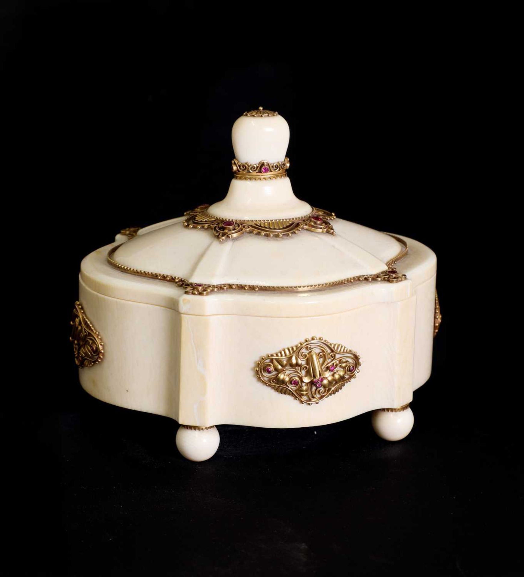 A secessionist ivory casket, - Bild 10 aus 12