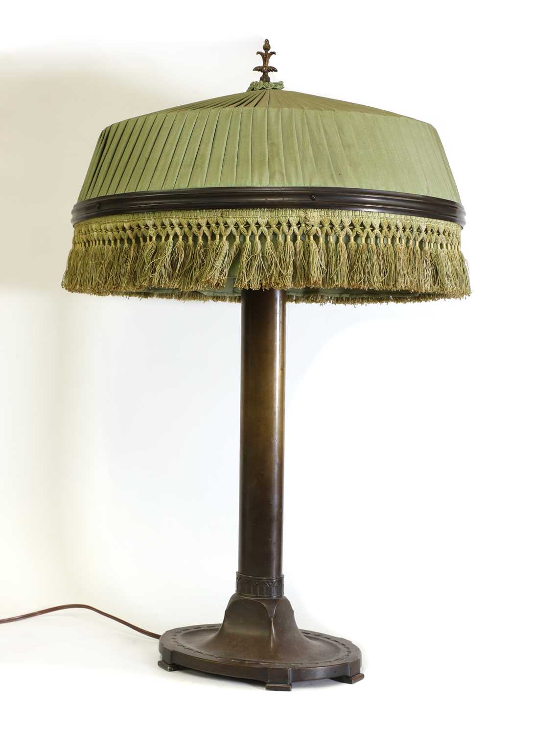 A patinated bronze Art Nouveau table lamp, - Image 2 of 3