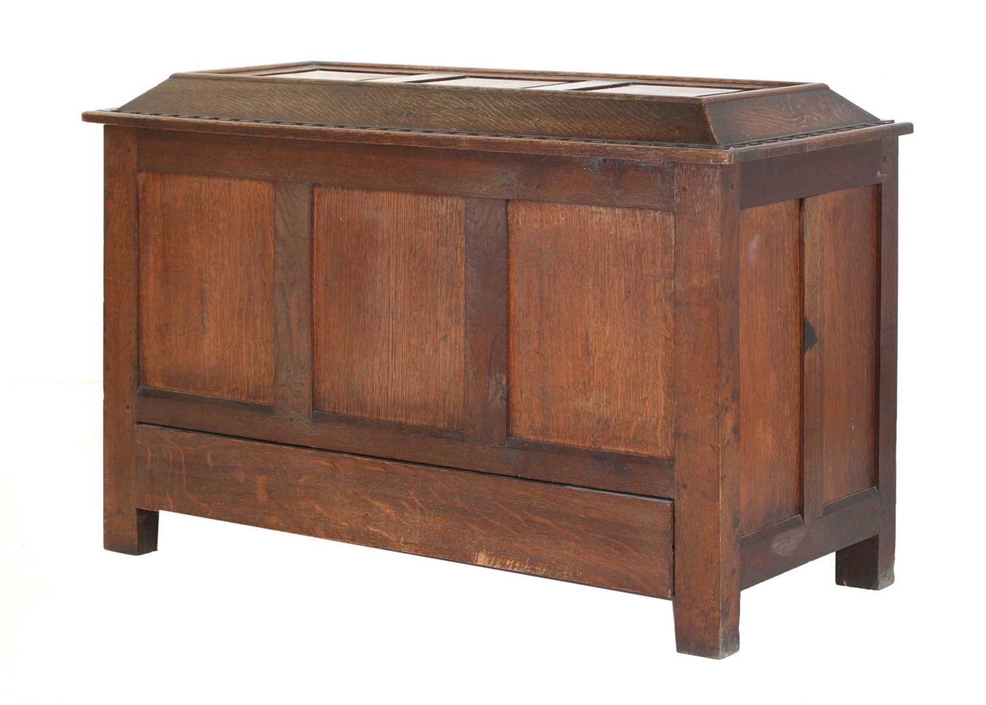 A Cotswold oak mule chest,